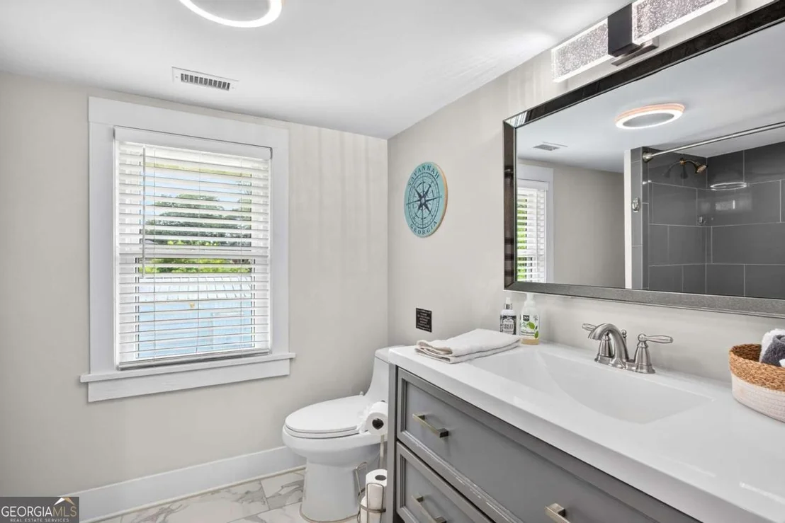 Photo of 90 Varnedoe Avenue