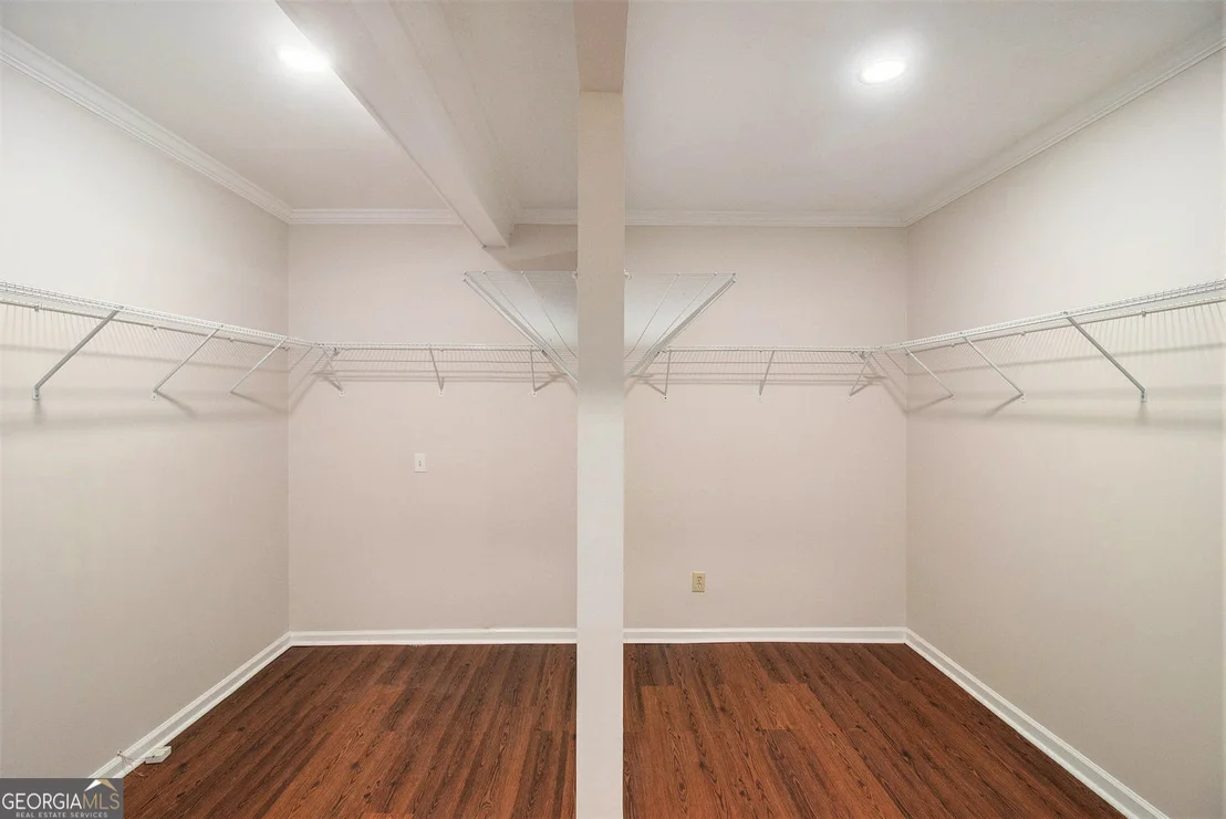 Photo of 96 Pointe View Court