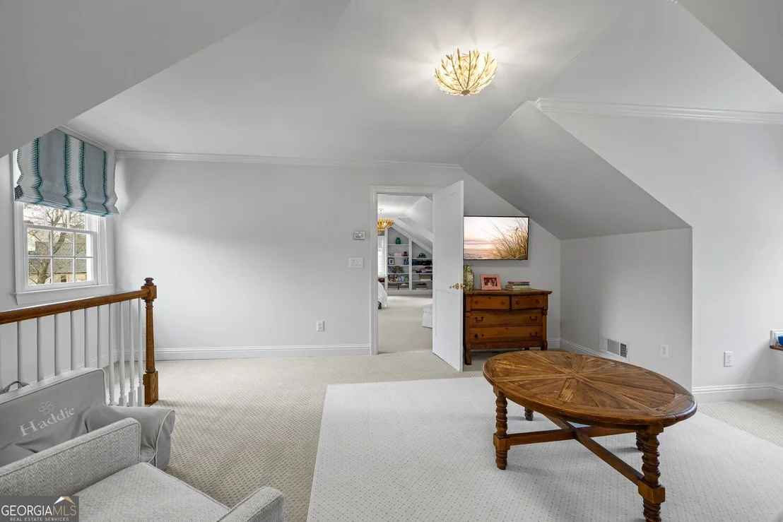 Photo of 5727 Mountain Oak Drive