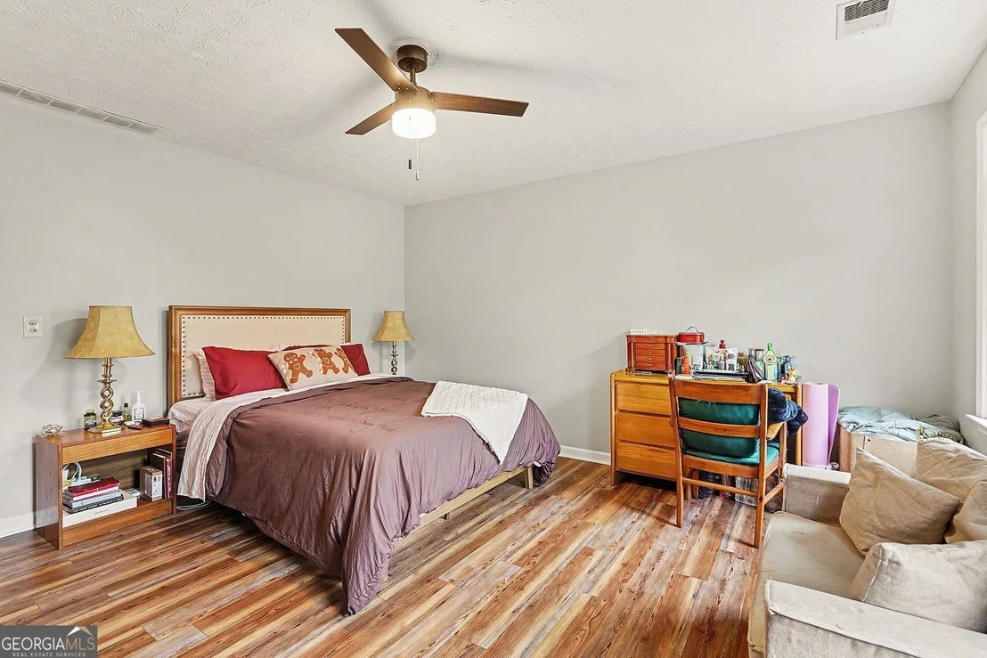 Photo of 13789 Woolsey Road