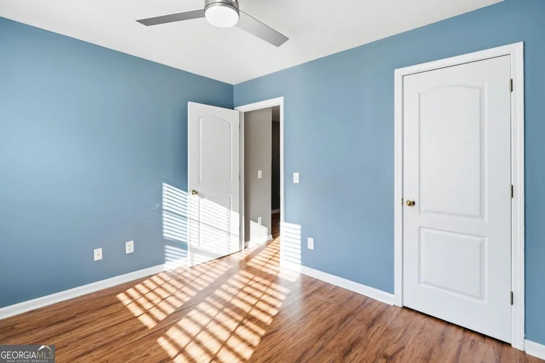 Photo of 407 Redwood Trail