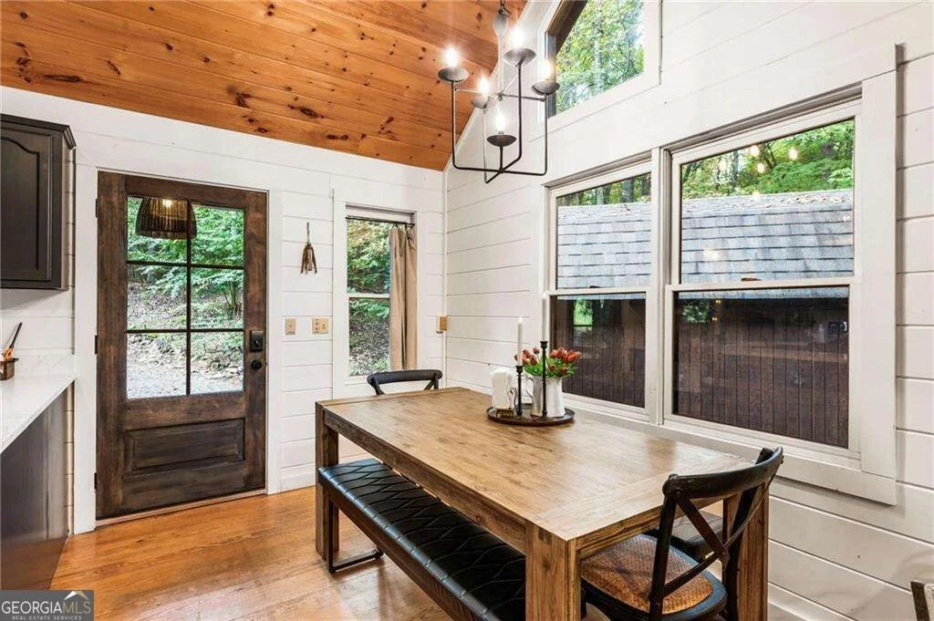 Photo of 120 Brookhaven Trail