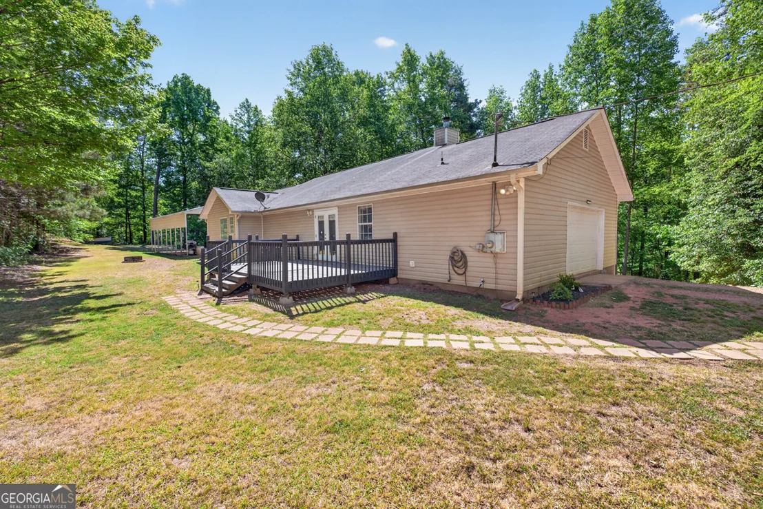 Photo of 386 Ridgewood Drive