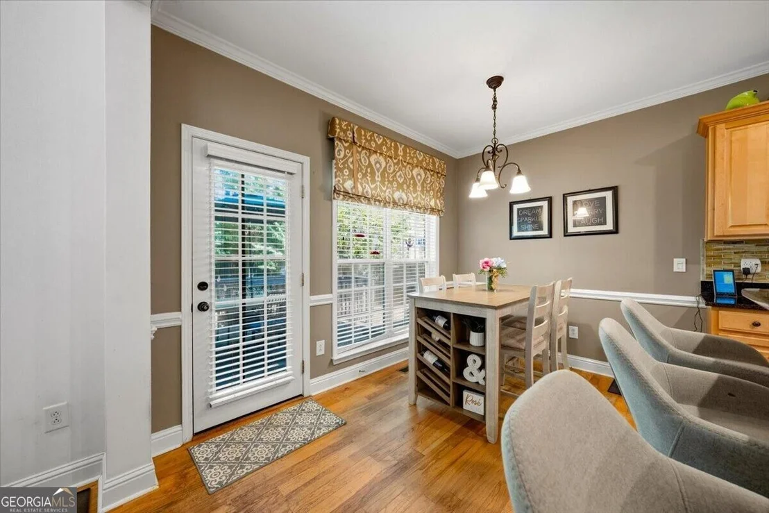 Photo of 920 Huntcliffe Drive