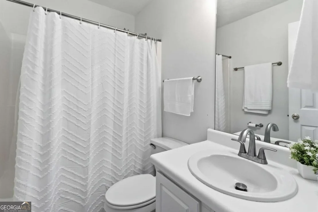 Photo of 2800 General Lee Way