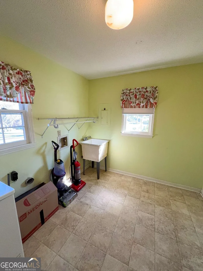 Photo of 418 Darby Drive