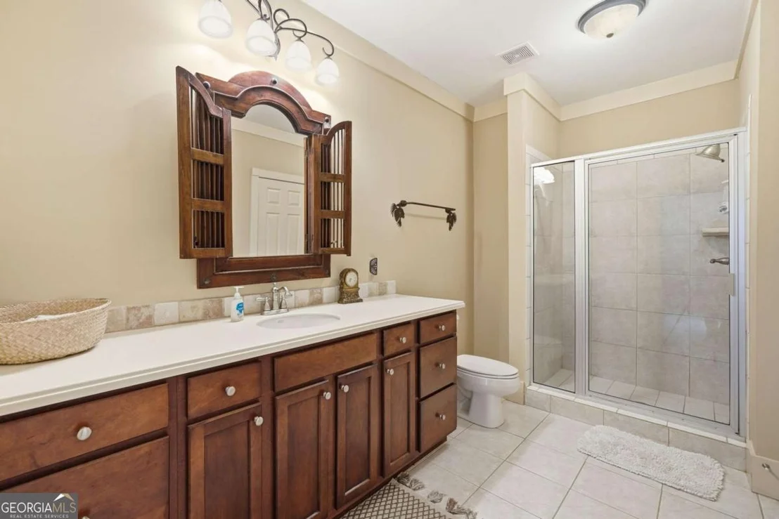 Photo of 425 Sanderlin Mountain Drive