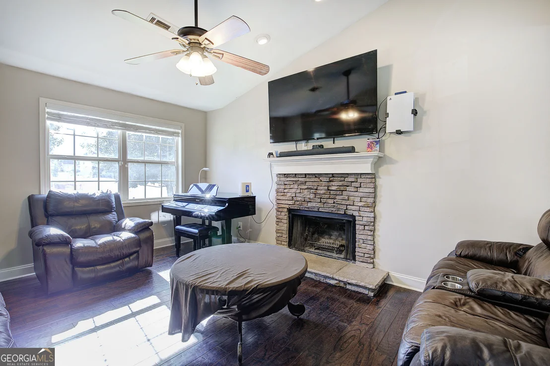 Photo of 492 Beason Road SE