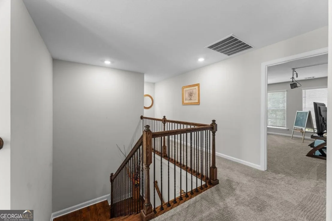 Photo of 87 Crestview Drive