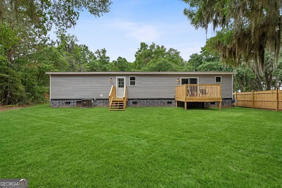 Photo of 1298 Hatcher Drive NE