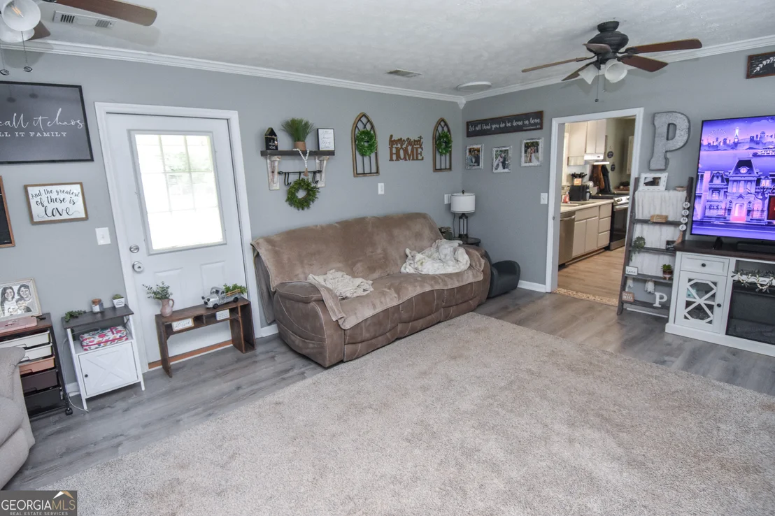 Photo of 1579 Van Buren Road