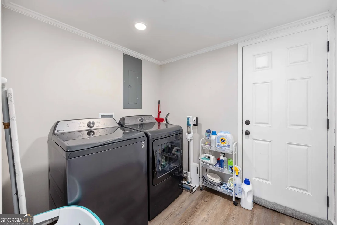 Photo of 3838 Lyn Drive