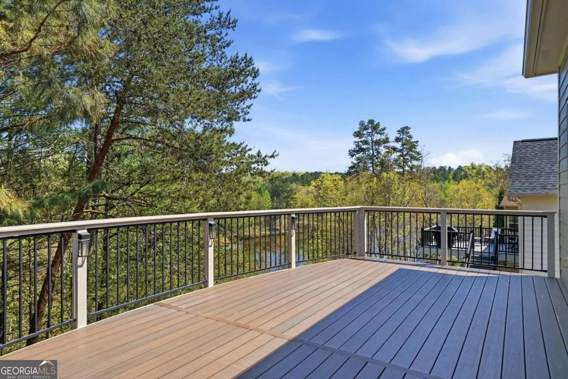 Photo of 655 Hemlock Trail
