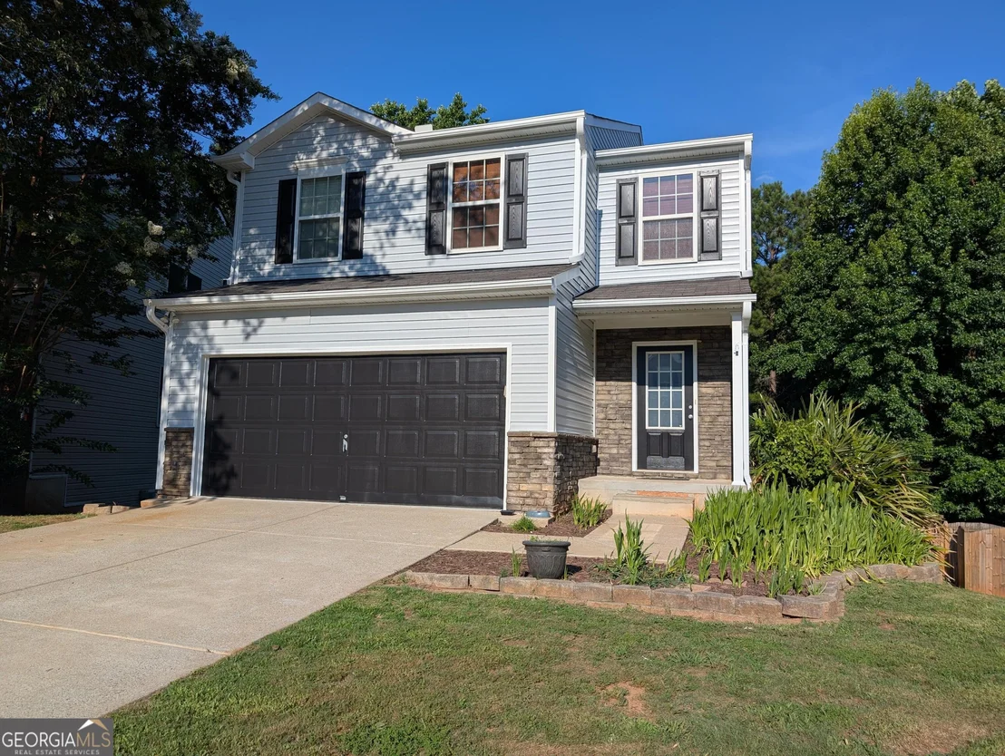 Photo of 2475 Sheldon Place