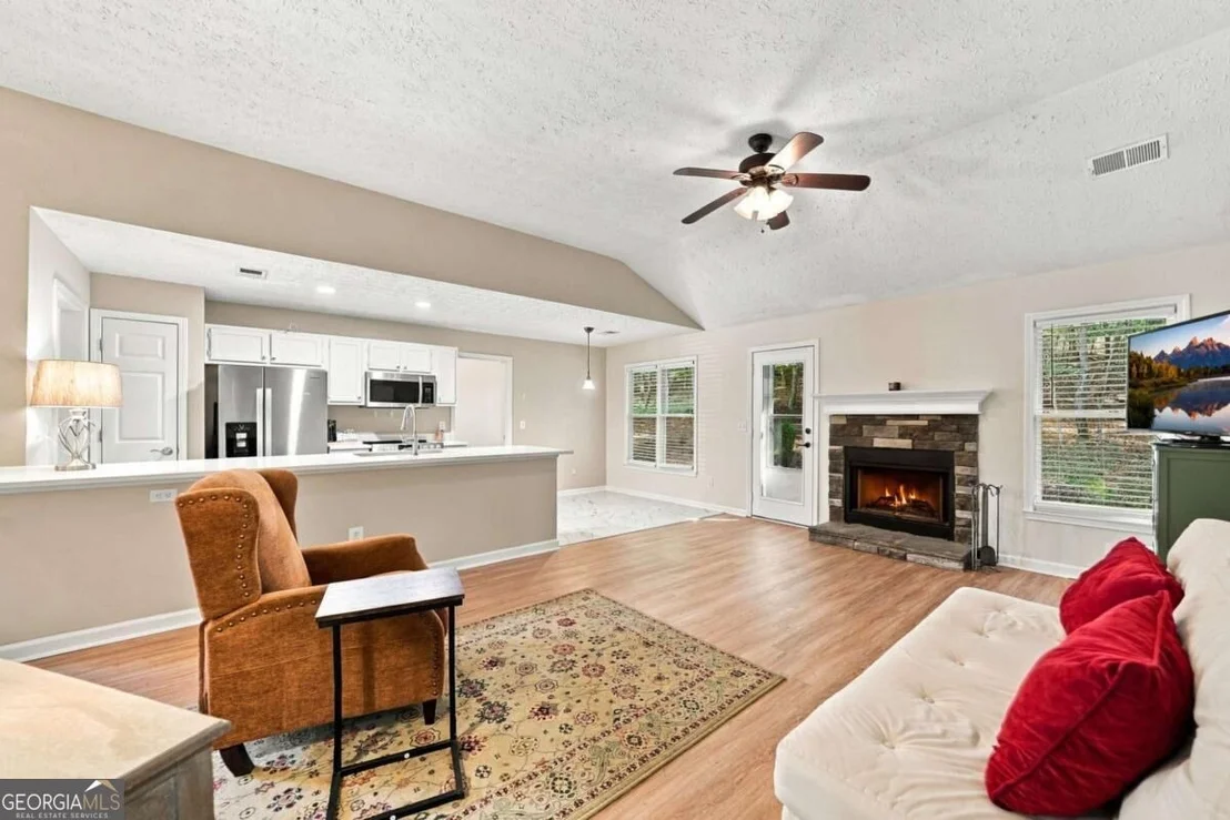 Photo of 146 Pinebrook Drive