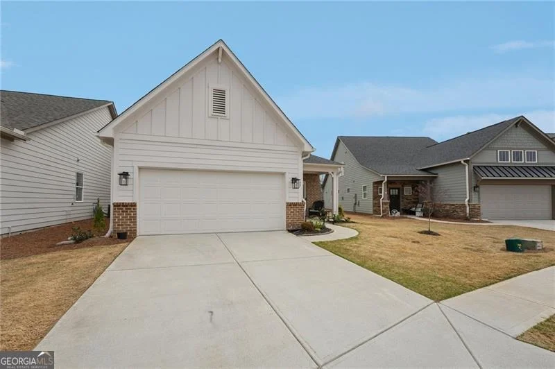 Photo of 65 Grand Circle