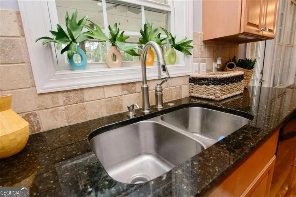 Photo of 121 Meadow Creek Circle