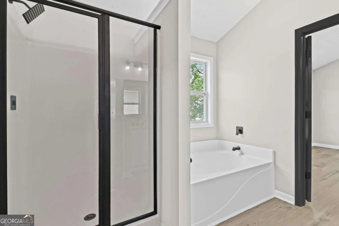 Photo of 1204 Red Bud Lane