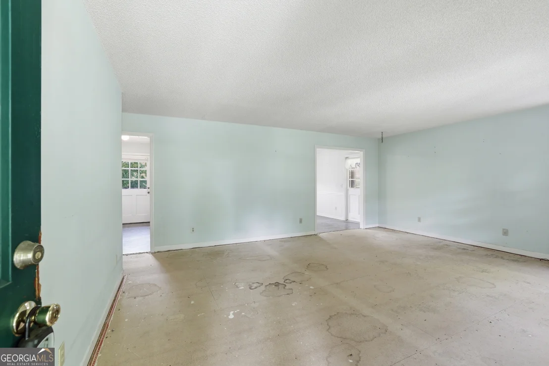 Photo of 592 Potomac Drive