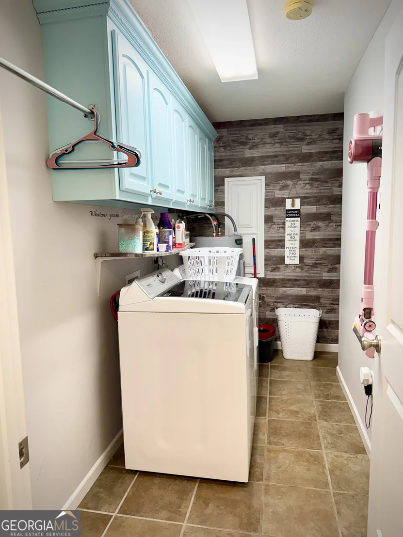 Photo of 2402 Zoar Road