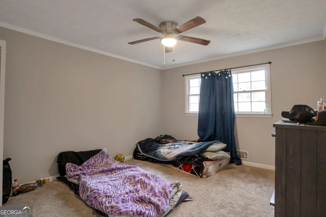 Photo of 1210 Brookside Drive NE