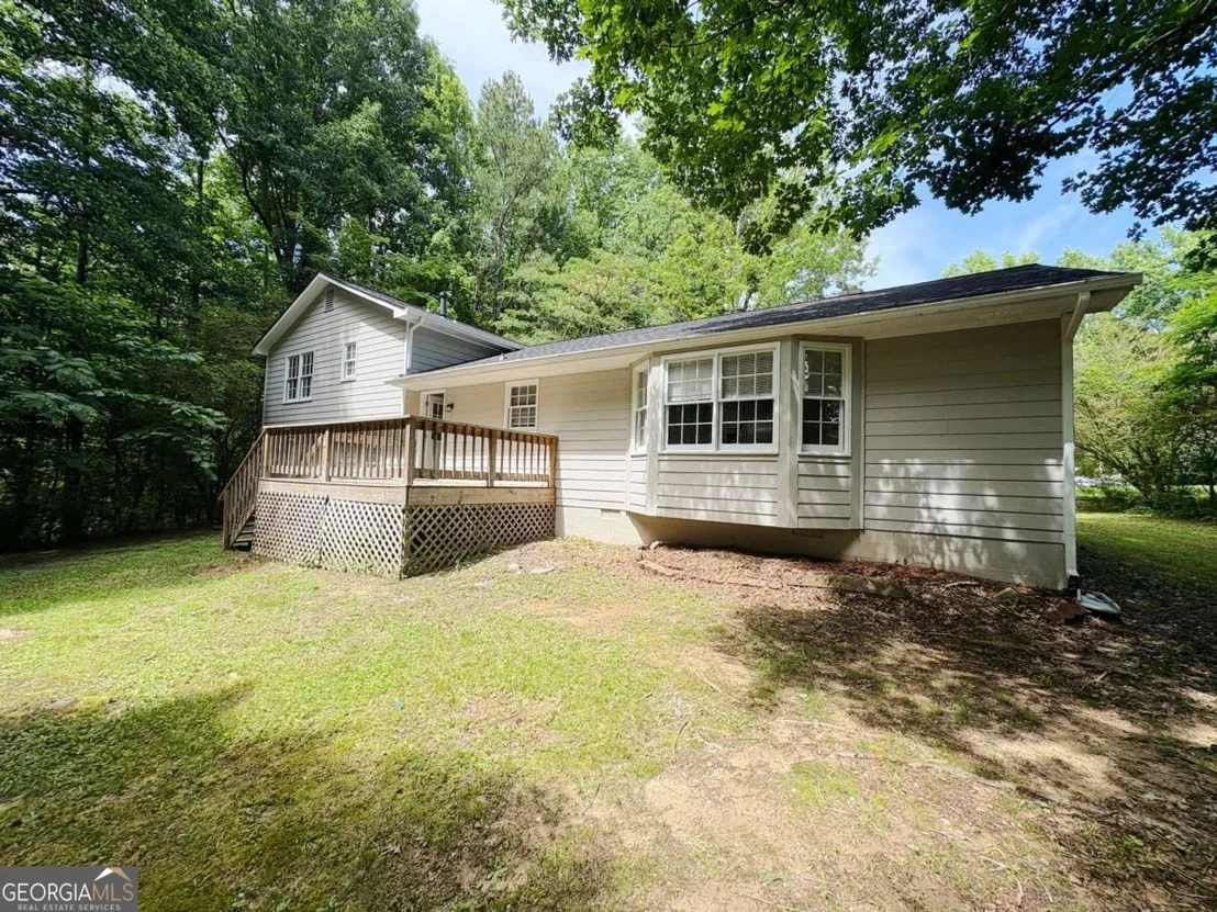 Photo of 385 Nectarine Drive
