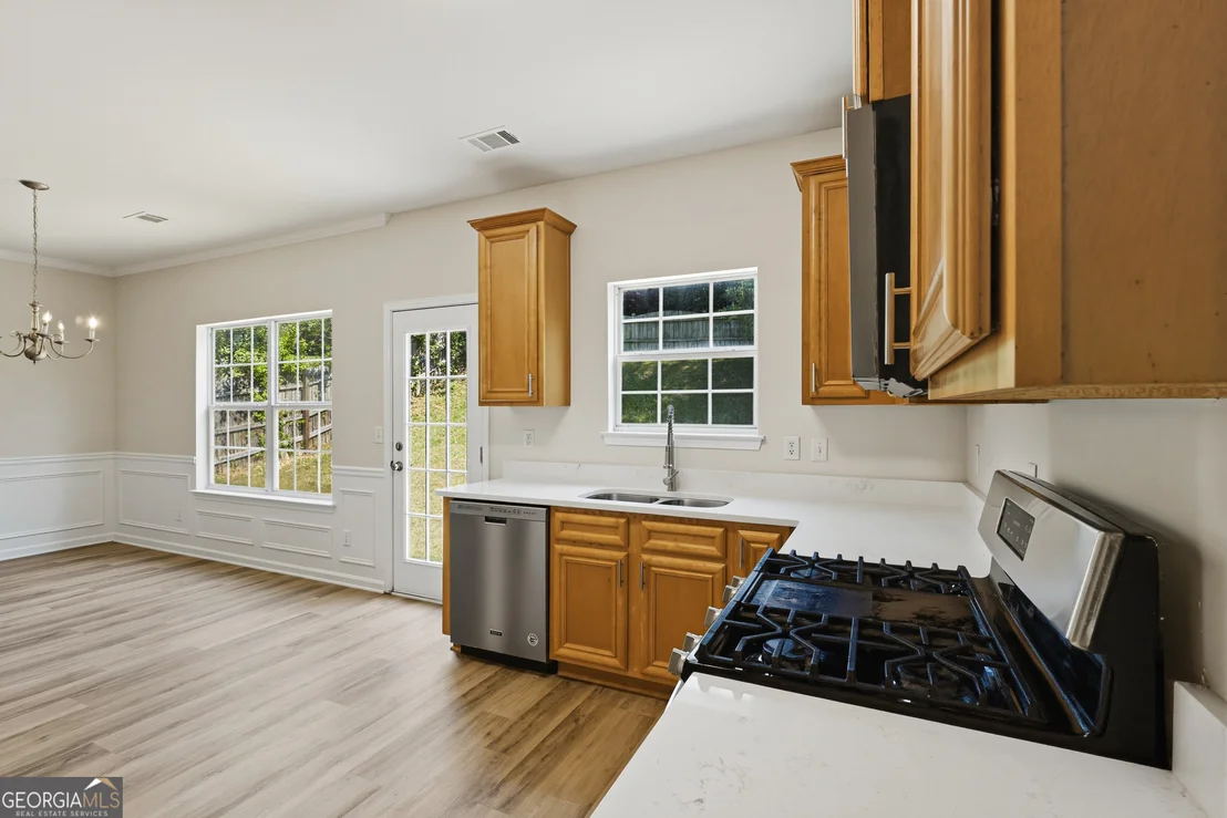 Photo of 6065 Hemperly Road