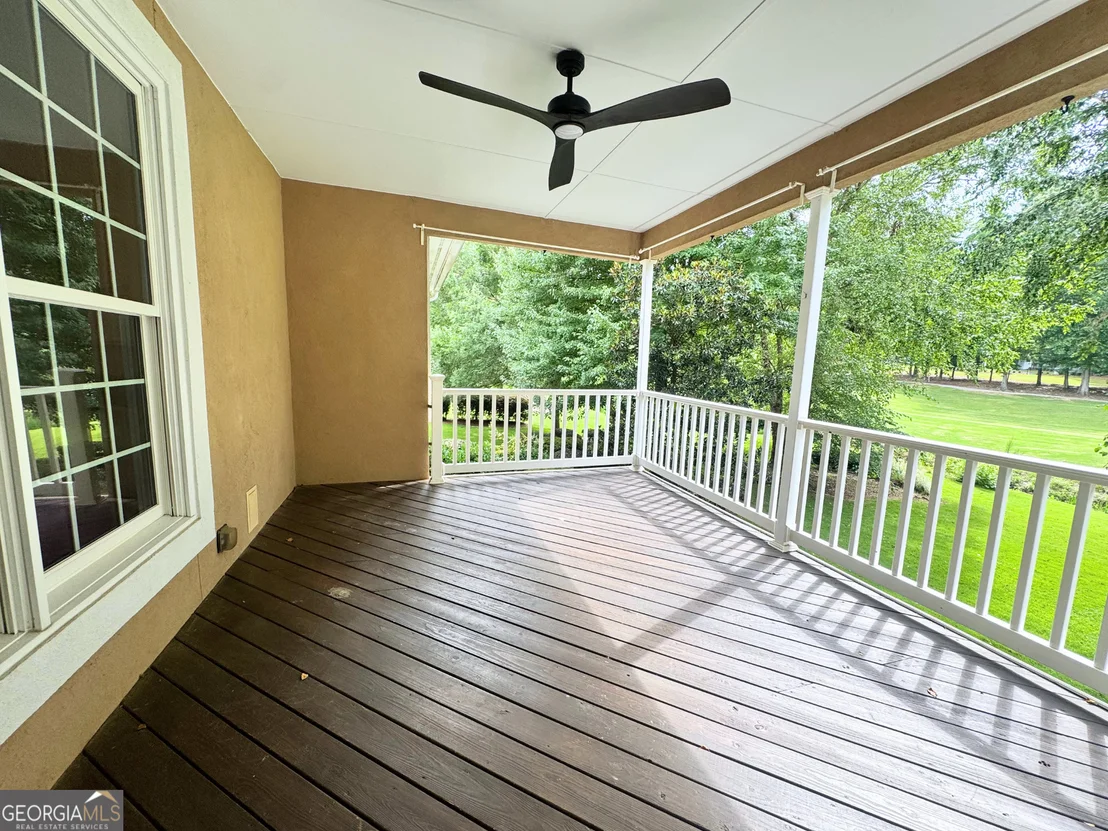 Photo of 817 Chalet Hills