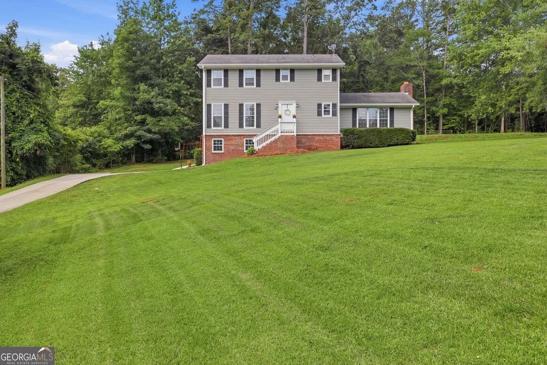 Photo of 18 Foxdale Circle