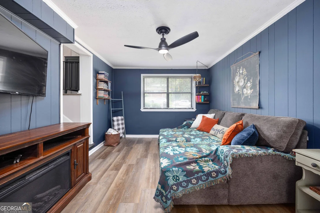Photo of 3838 Lyn Drive
