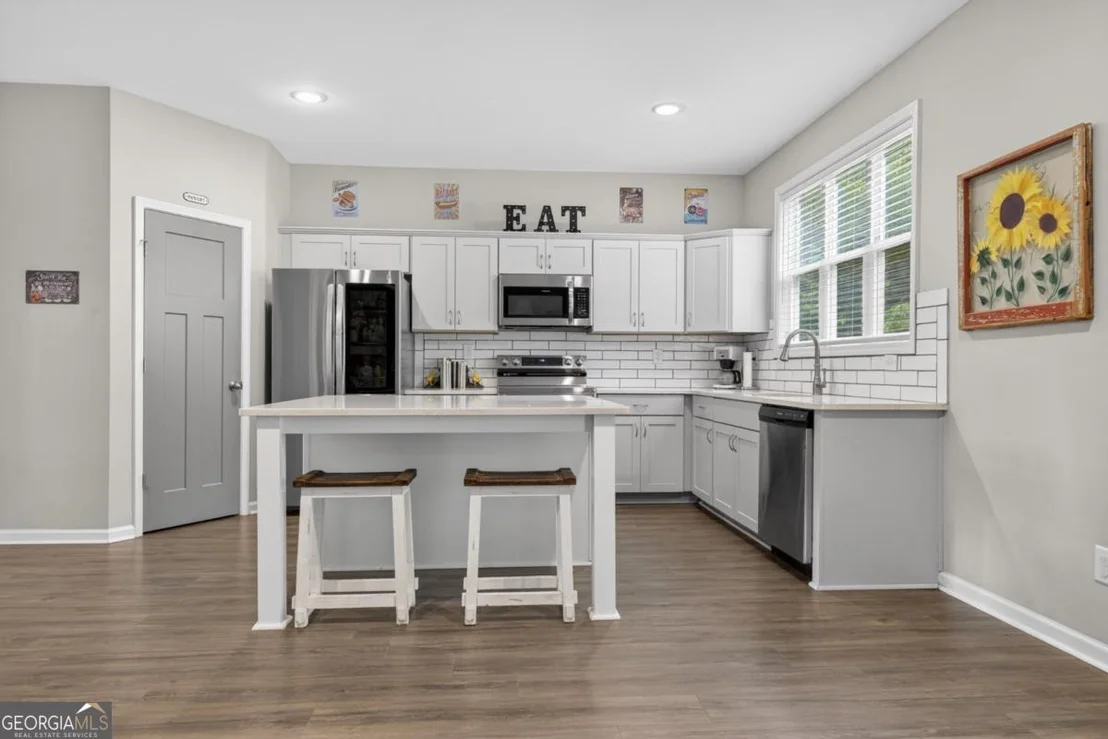 Photo of 141 Lindsey Drive
