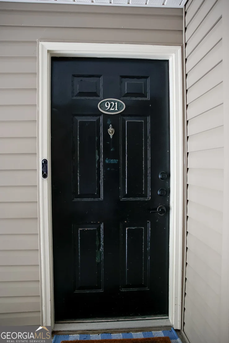 Photo of Unit 921 at 12300 Apache Avenue