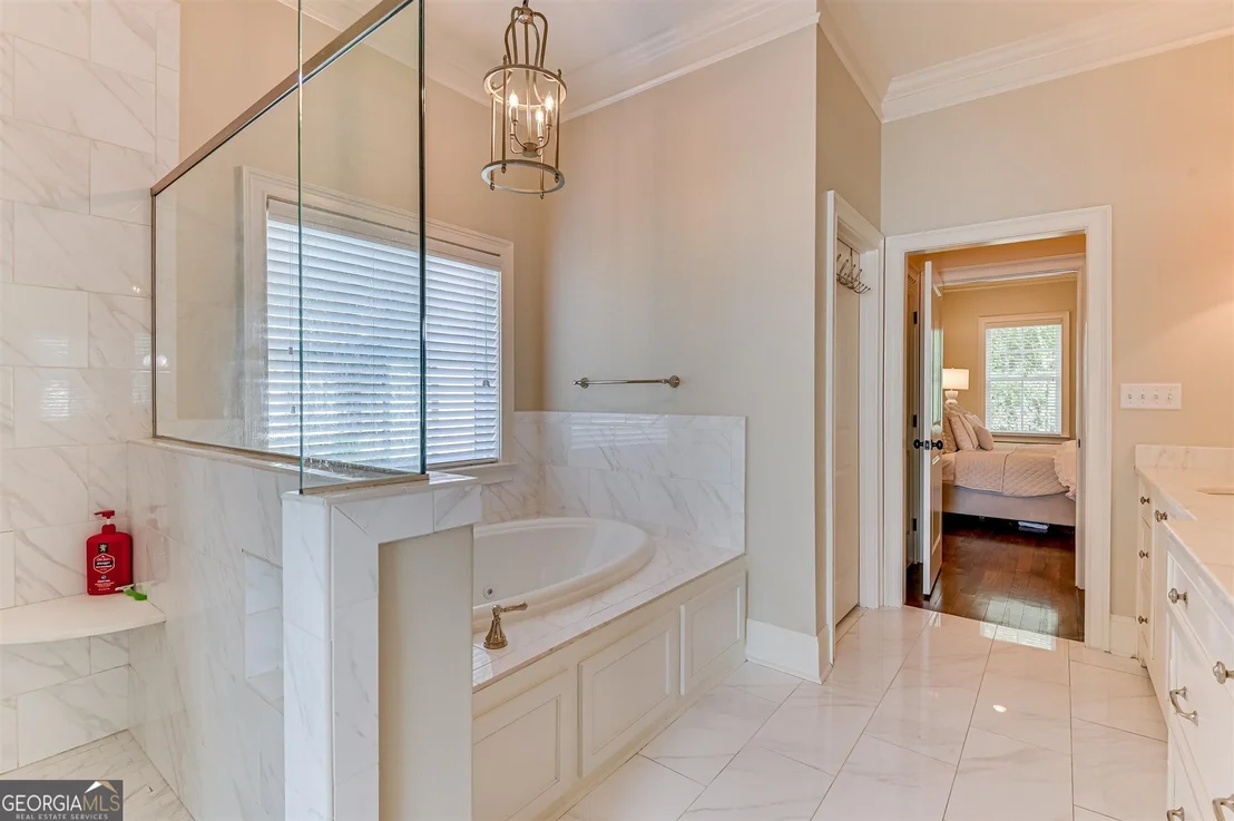 Photo of 1052 Emerald Place