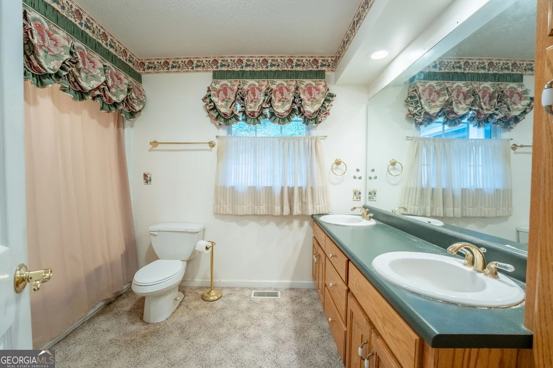 Photo of 1327 Pinnacle Drive