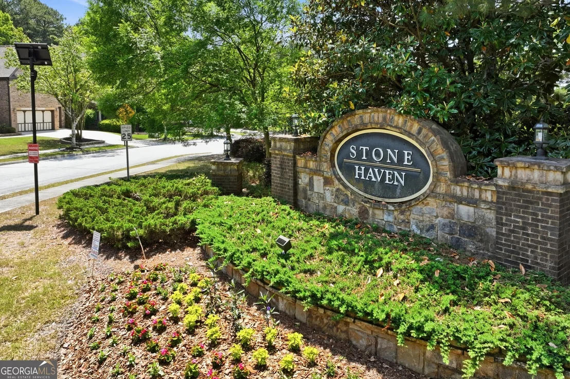Photo of 2964 Olivine Drive SE