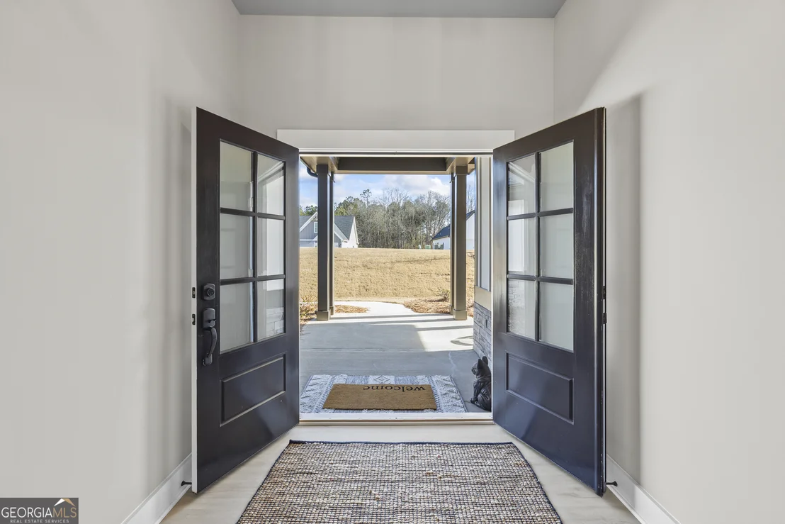 Photo of 152 White Oak Way