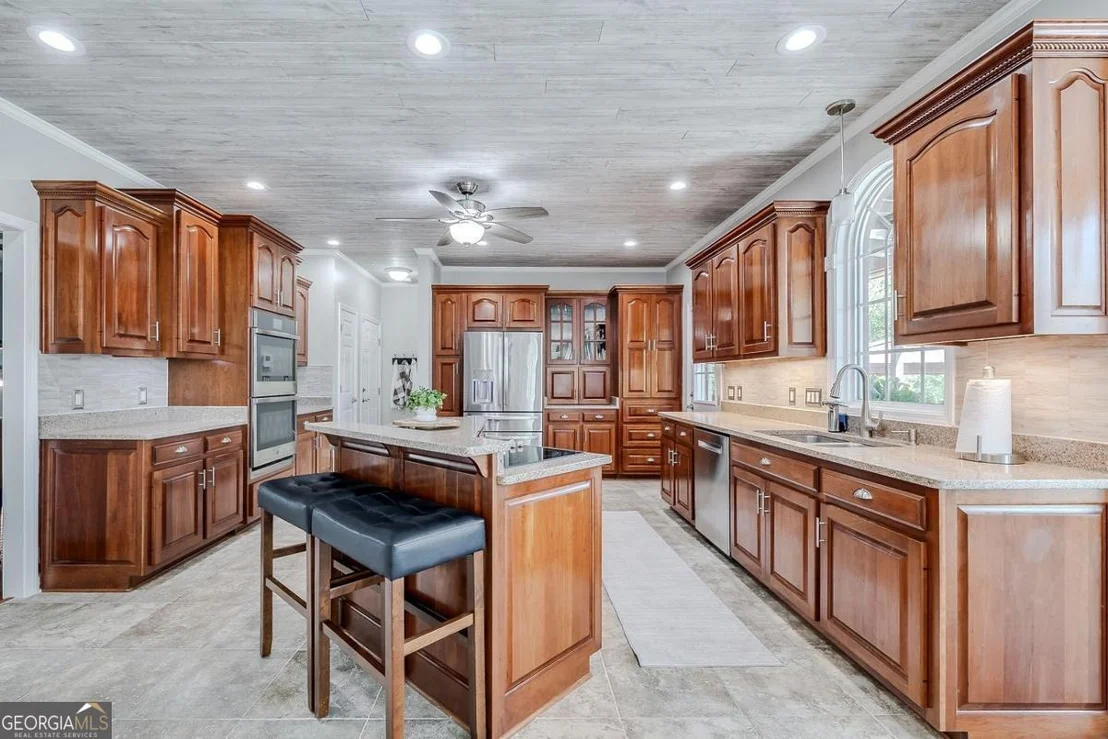 Photo of 152 Cambridge Drive