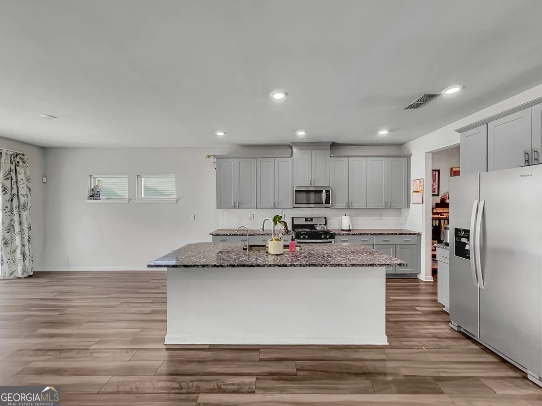 Photo of 5880 Hackberry Lane