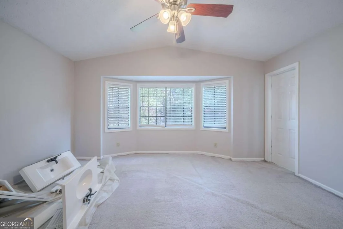 Photo of 4569 Iroquois Trail