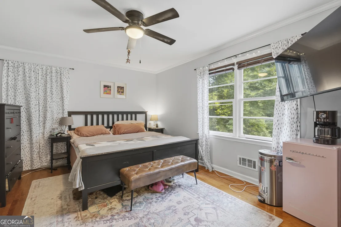 Photo of 1179 Matthews Place