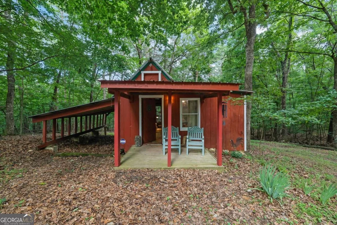 Photo of 219 Raven Cliff Road