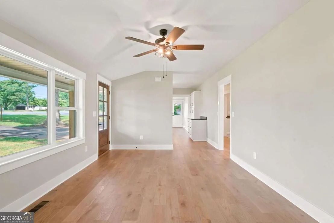 Photo of 1528 New Light Road