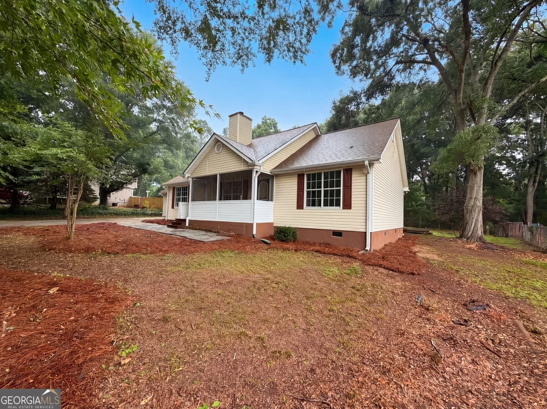 Photo of 160 Regency Drive