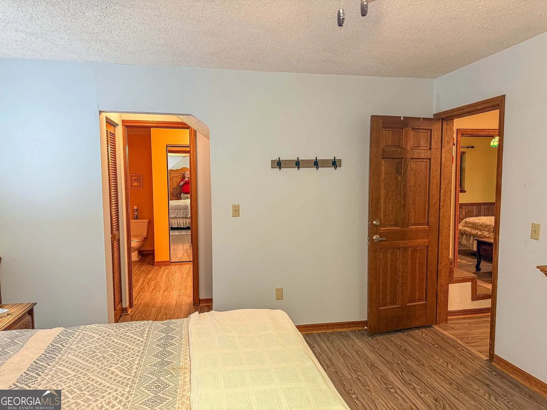 Photo of 195 Cedar Lane