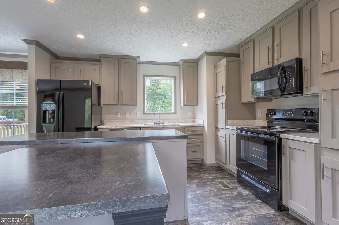 Photo of 2569 County Road 5