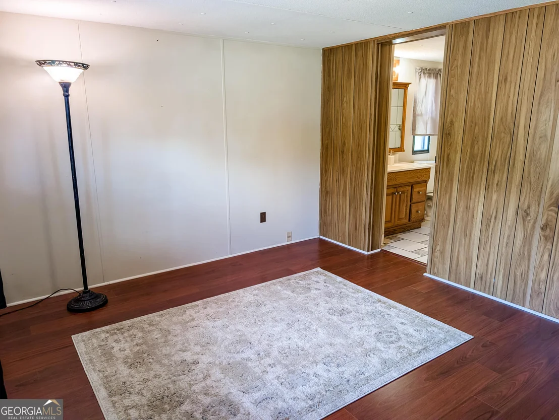 Photo of 3300 Hamlin Road