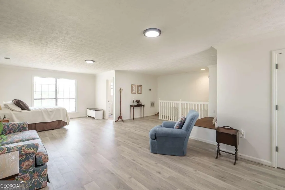 Photo of 1180 Green Briar Drive