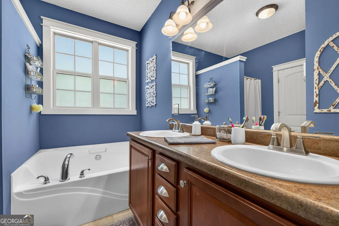 Photo of 127 Lambdin Circle