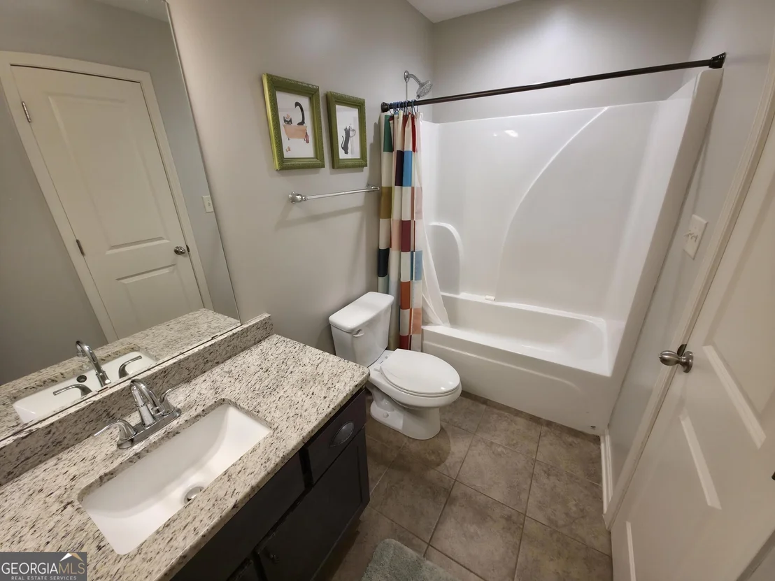 Photo of 96 Oak Leaf Way