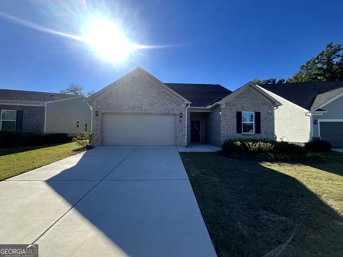 Photo of 811 Pineberry Court